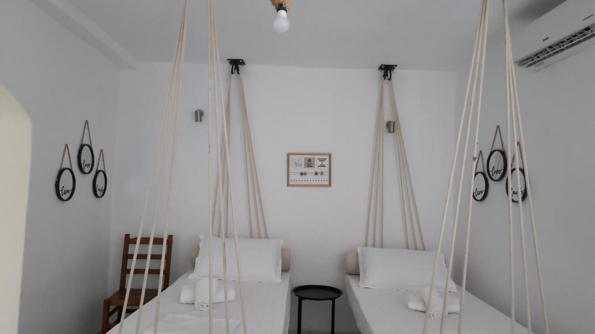 Polyxeni Apartments & Rooms Qeparo Esterno foto