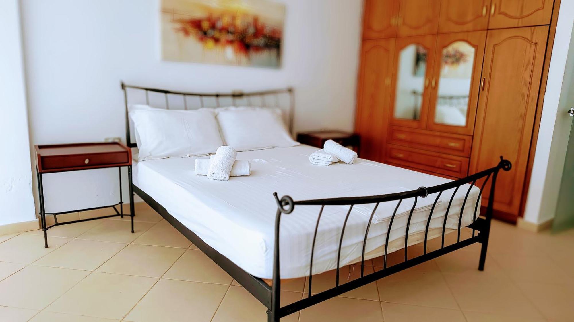 Polyxeni Apartments & Rooms Qeparo Esterno foto