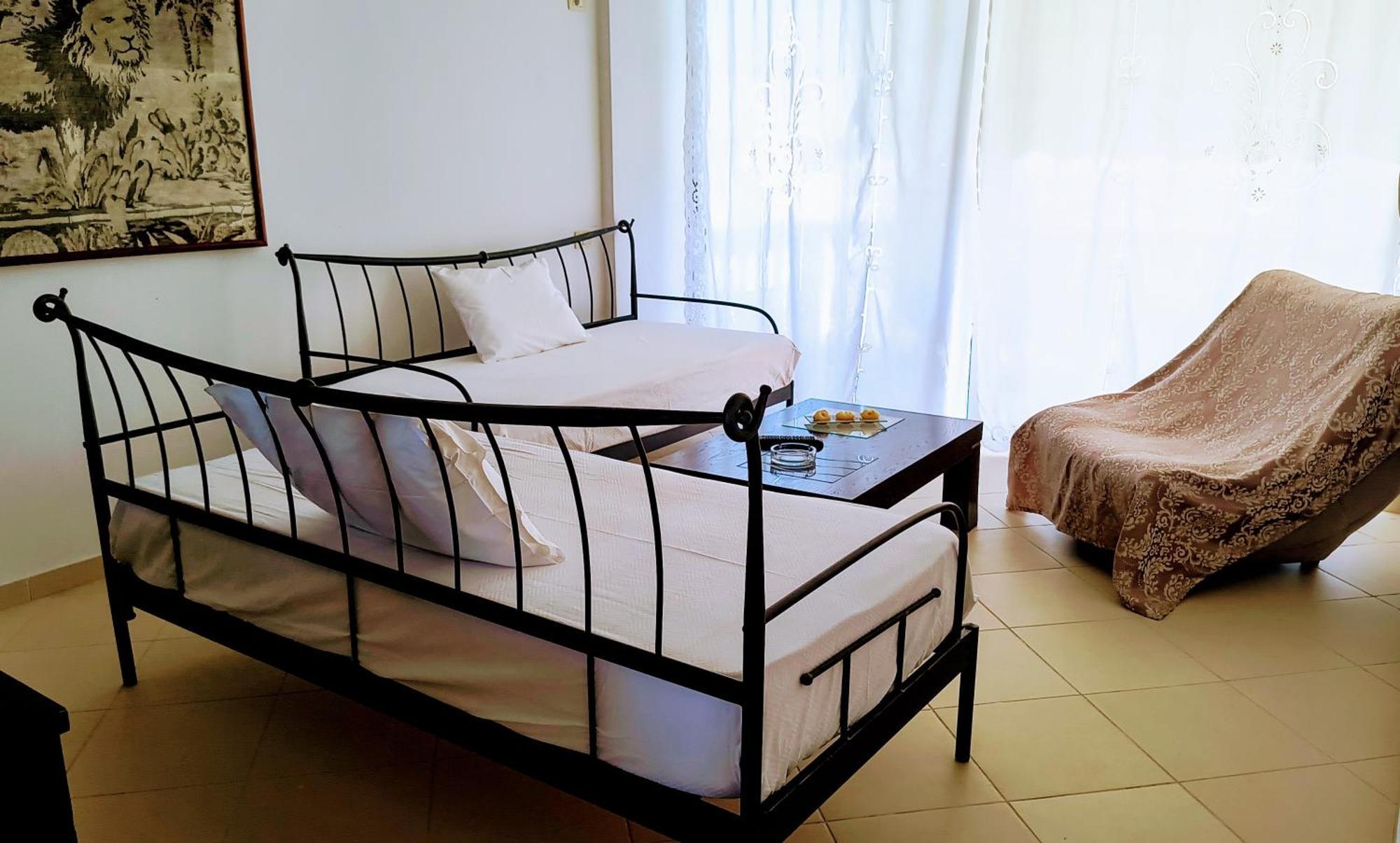 Polyxeni Apartments & Rooms Qeparo Esterno foto