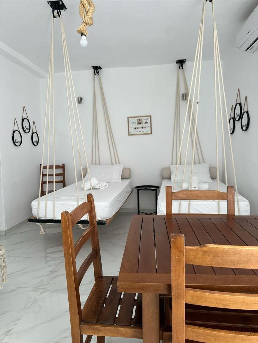 Polyxeni Apartments & Rooms Qeparo Esterno foto