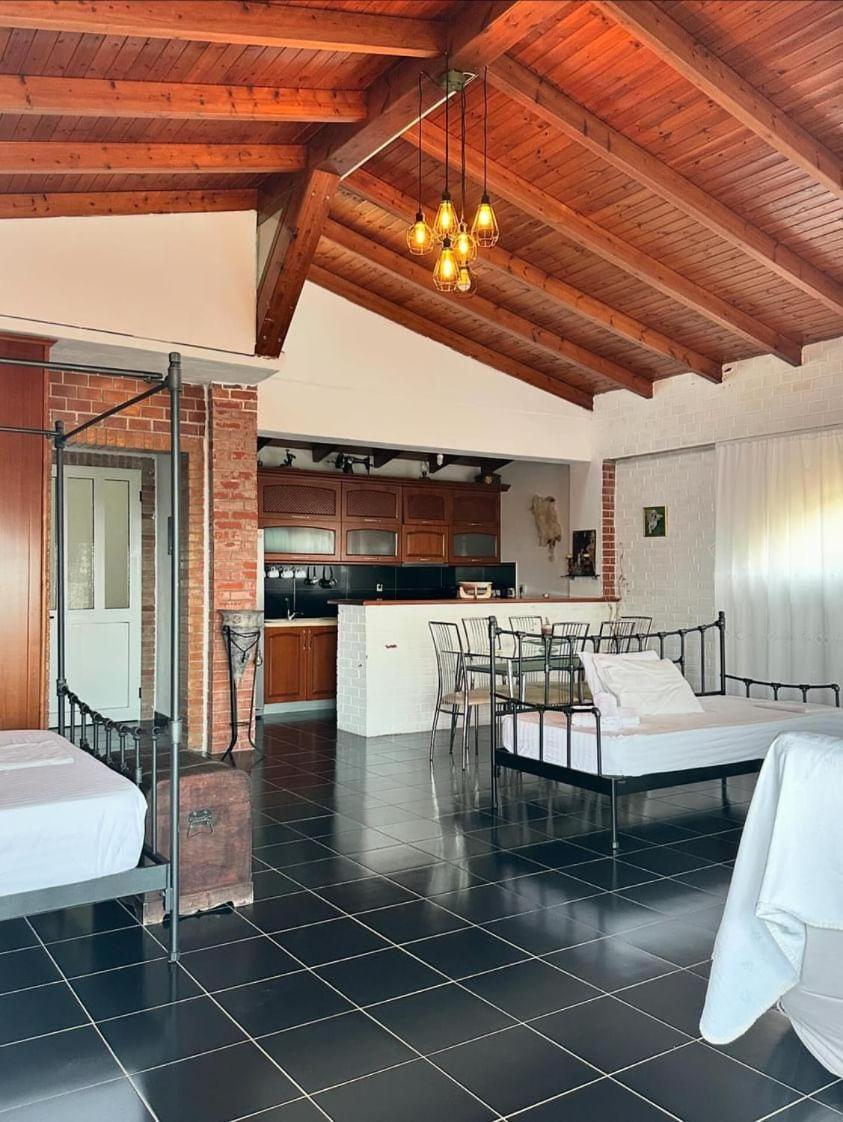 Polyxeni Apartments & Rooms Qeparo Esterno foto