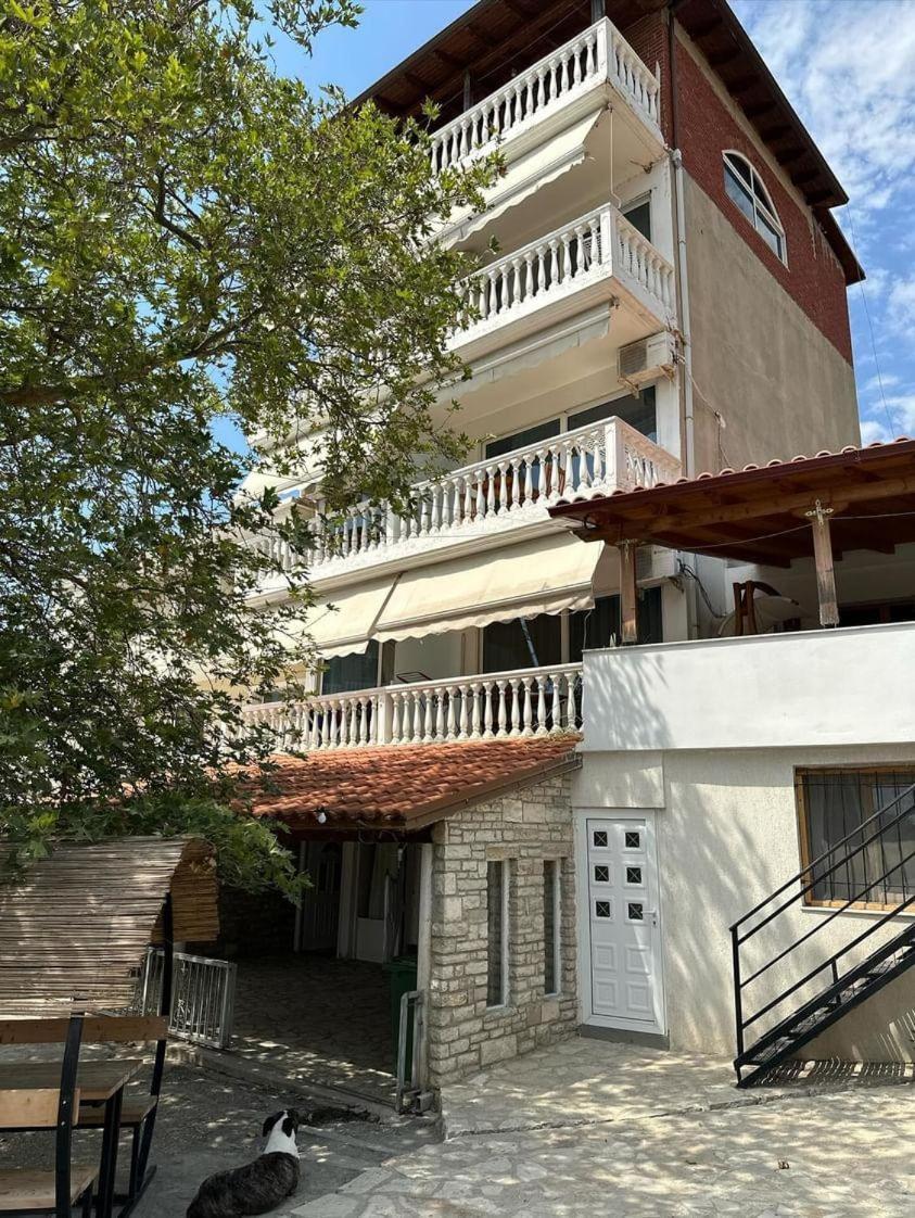 Polyxeni Apartments & Rooms Qeparo Esterno foto